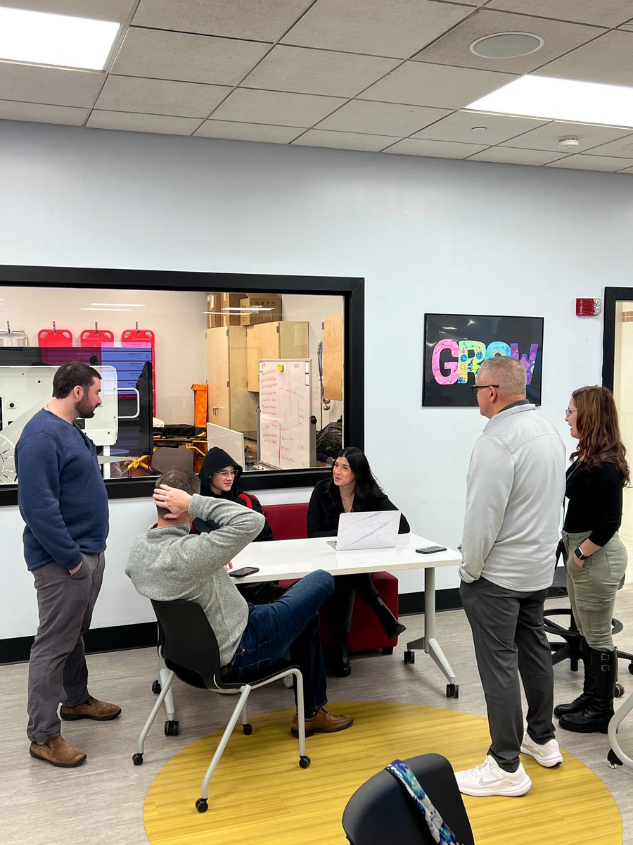 Loved having the opportunity to share the power of a mentor meeting! A time to reflect and think big. We strive to empower our learners voices and discover new skills to help them grow! <a href="/southallegheny/">South Allegheny SD</a> <a href="/MineolaUFSD/">Mineola UFSD</a> <a href="/Jennmaich/">Jennifer Maichin</a>