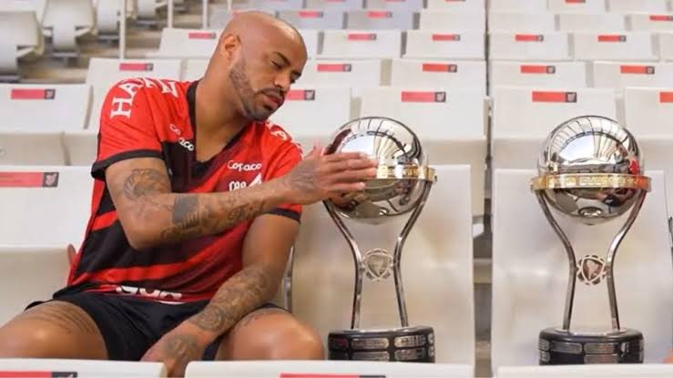 HenzoBoy_'s tweet photo. @_jorgearnaldo @goleadadazoeira Dói até hoje😭😭😭😭😭 Chora https://t.co/RyMXq2gs29