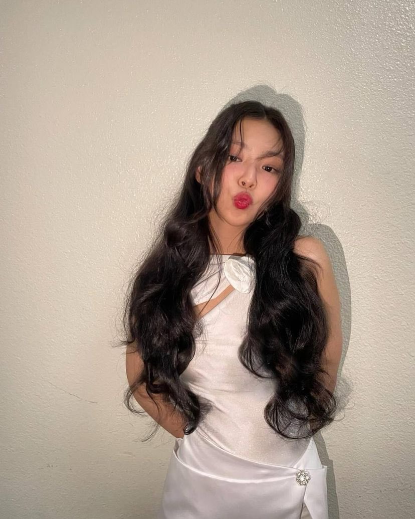 blackpinkbabo's tweet photo. Jennie IG update ❤️ @Blackpink 

“The day I met Hyori unnie...🌹 It was a very happy and meaningful day. Unnie is my Miss Korea ❣️” https://t.co/kSvbUMUEYQ