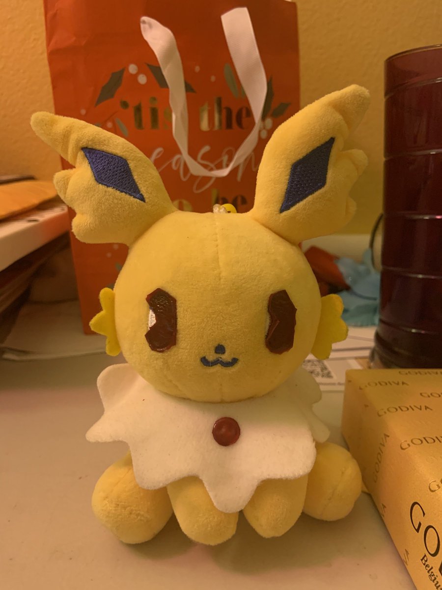 Candaru_Rambles's tweet photo. Jolteon from #DogsinLove !! ⚡️⚡️⚡️ https://t.co/Go5OZnJHNy