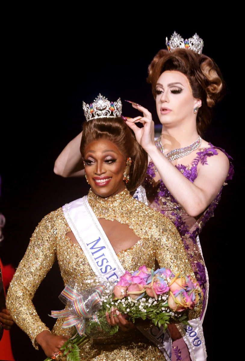 Lauren Obaza tweet media