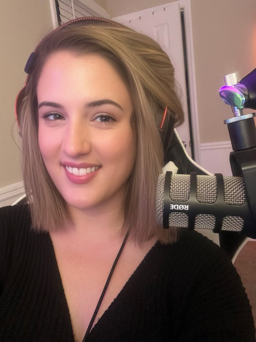 theErica tweet media