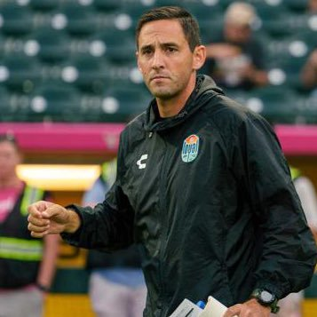 Tom Bogert tweet media