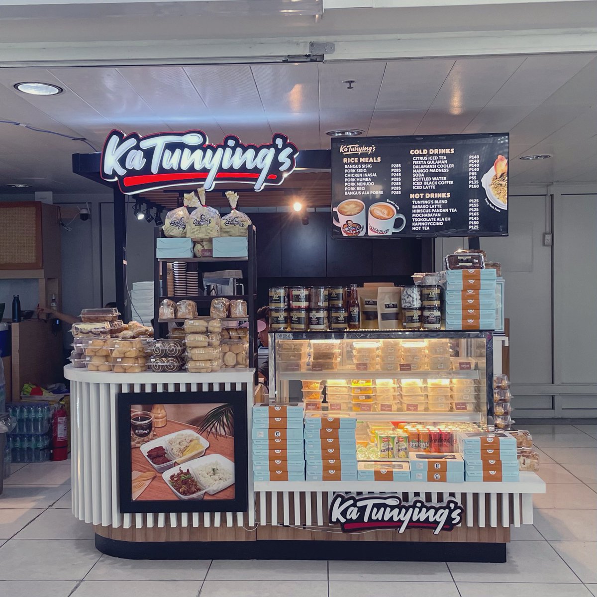 _rainbowfighter's tweet photo. Saw this @KaTunyingsCafe at NAIA terminal. Kadiri thinking of who owns it. 

No one’s buying; and I am NOT wasting my money on it. 😛 https://t.co/82rk1fggGf