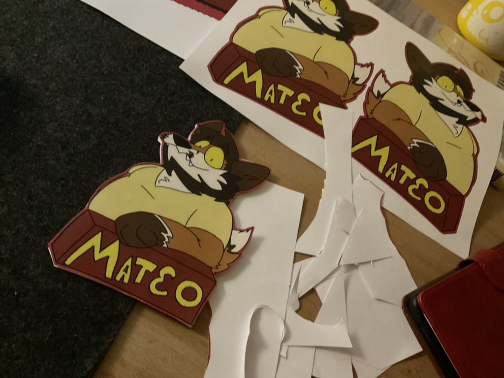 whosthatdragon's tweet photo. I will be loitering in the lobby of anw at some point tomorrow so umm yeah ! https://t.co/uX68TetupV