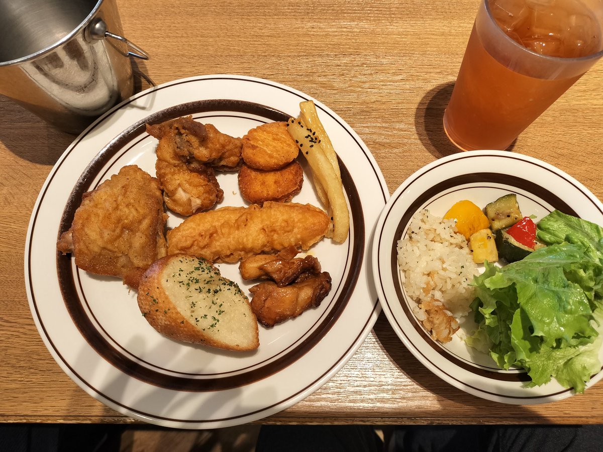 ケンタッキーの食べ放題行ってきたけどあんまり食べれなかった笑