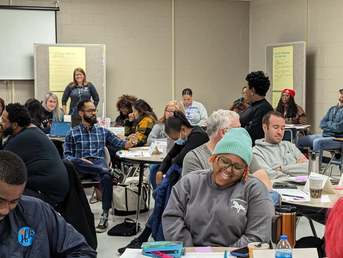 conley4kids's tweet photo. Thanks to our ⁦@MNPS_STEAM⁩ Science coaches for leading a mega middle school collaborative planning session ⁦@JohnEarlyMMM⁩! Teachers from across ⁦@MetroSchools⁩ prepped together- super awesome as most are singletons for their grade level. Q3 let’s go! 🏃 🧪 🧬 https://t.co/cWX0ztiWgm