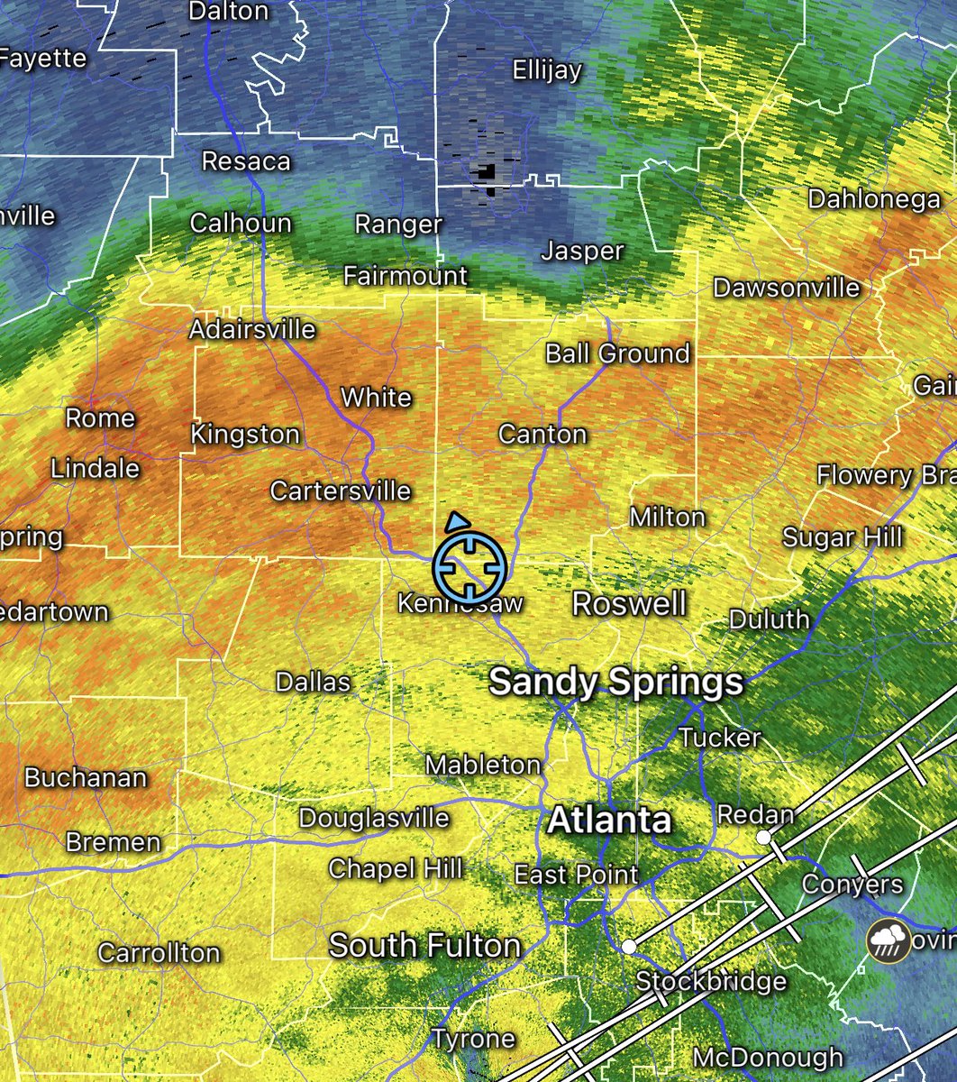 banana_wx's tweet image. Most painful thing for a snow lover in the southeast. It’s pouring: rainfall expected near half an inch. Current conditions: 37° with a feels like of 29°, winds E 14 mph.
This is low key miserable, yet this is the normal winter here. 

#GaWxCond #gawx
