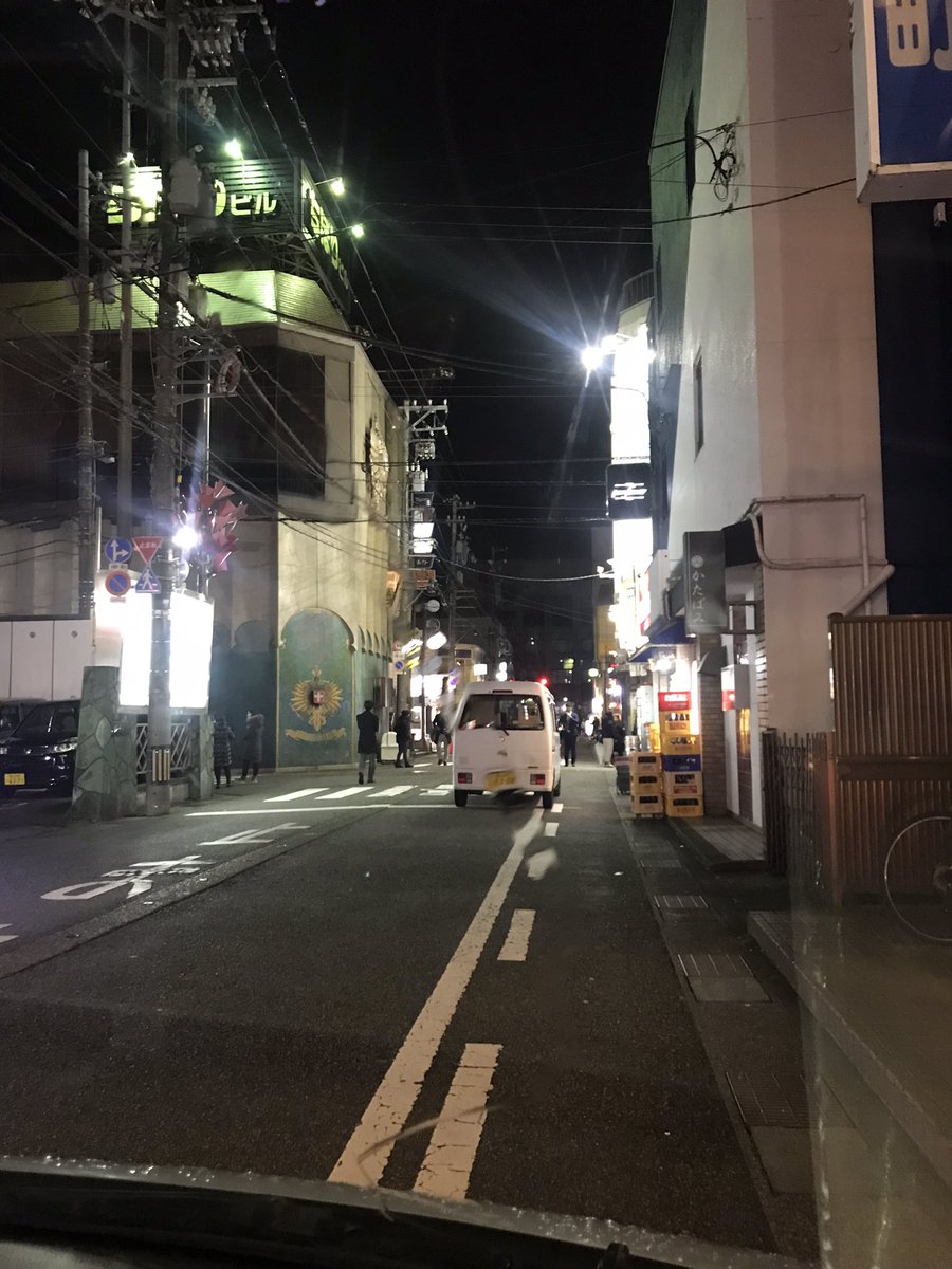 kuru9660's tweet photo. 昨夜仕事始めの運転代行

地震もあり
出ても無駄じゃね？と思っていたが
以外に忙しい夜

まあ富山市内は被害も少ないとは言え
こんな状況でも
飲みに行ける鋼のハート
凄いわー https://t.co/9eICOX9lVC