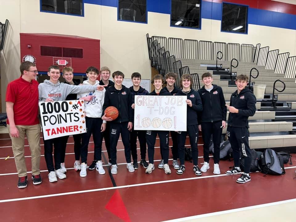 Justin Hraby tweet media