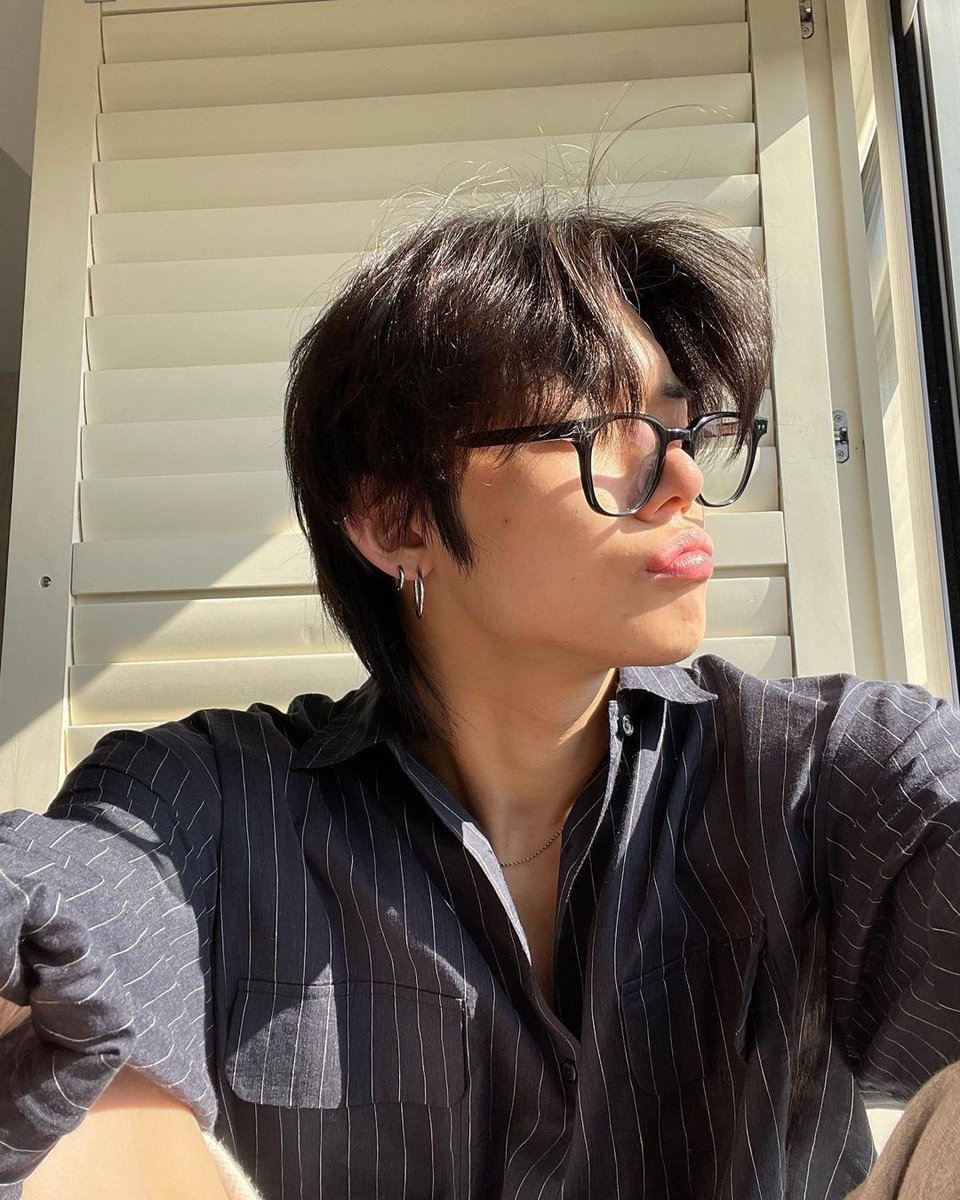 [day 1] hii, I’m maame !! looking for interactive #moots 

☆she/her
☆ Stan list : ive, enhypen, lesserafim, riize, the boyz… +more
#stantwt #kpoptwt