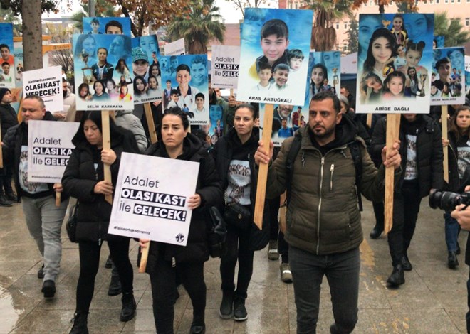 ntv's tweet photo. İSİAS OTELİ DAVASINDA 4. GÜN

5'i tutuklu 11 sanık yargılanıyor

https://t.co/J3OhMpprUi

Foto: AA https://t.co/S10LAdULC2