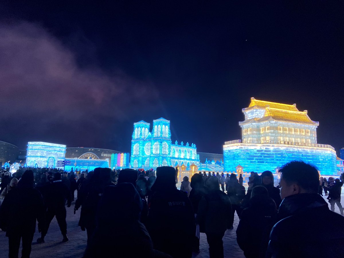BLortholary's tweet photo. Ouverture de l’année franco-Chinoise du tourisme culturel, en présence de Mme la ministre Olivia Grégoire. Harbin - Festival des Glaces 🇫🇷🇨🇳
法中文化旅游年开幕式- 哈尔滨国际冰雪节🇫🇷🇨🇳 https://t.co/E5wlxm2XeO