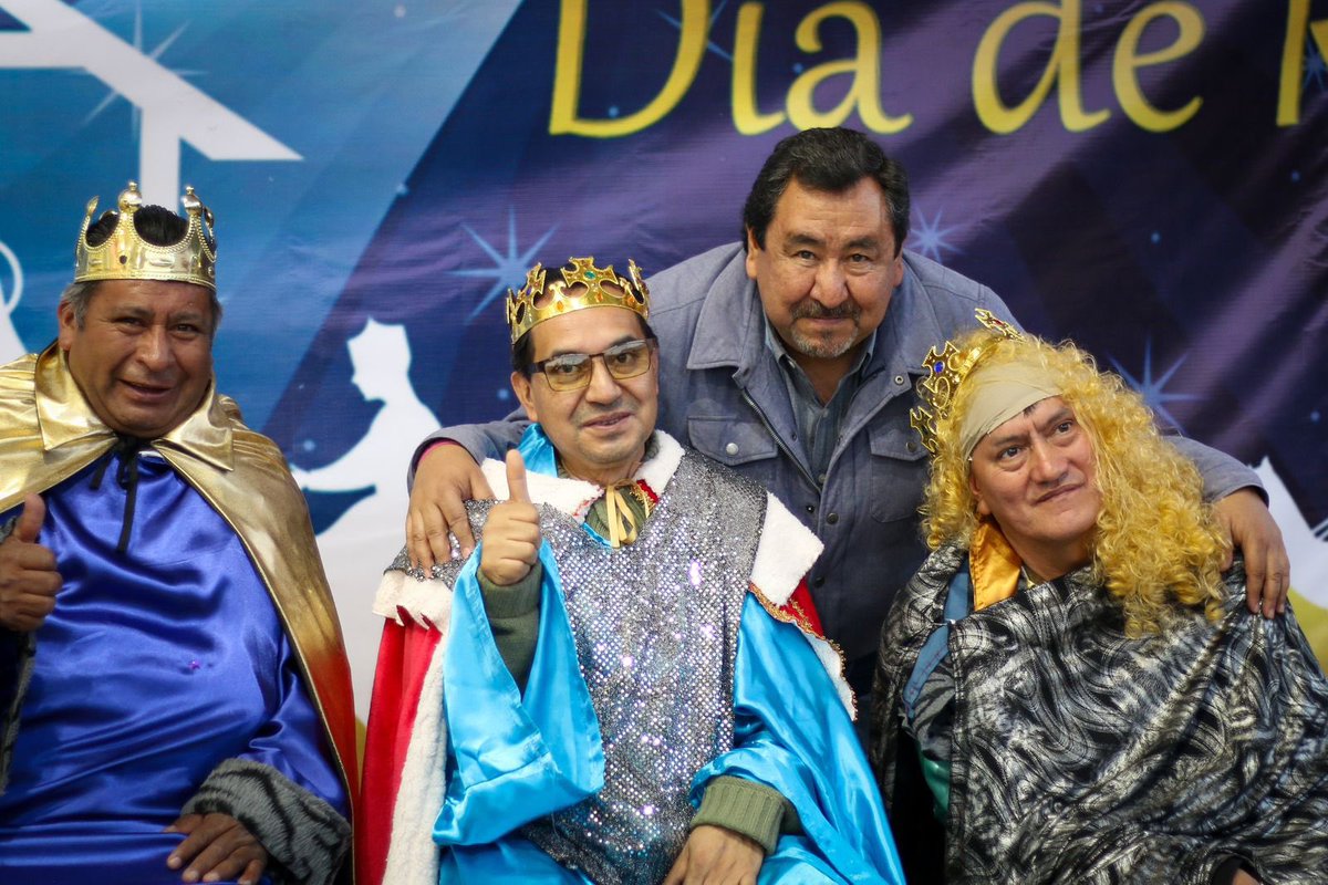 ¡Feliz día de Reyes! 👑🔵✌🏻🙋🏻‍♂️
Gracias al gran equipo de Más Acción Por Nicolás Romero y nuestra Diputada Local Angeles Dávila Vargas por hacer posible como cada año y llevar sonrisas a nuestras niñas y niños del municipio. 

#DíaDeReyes