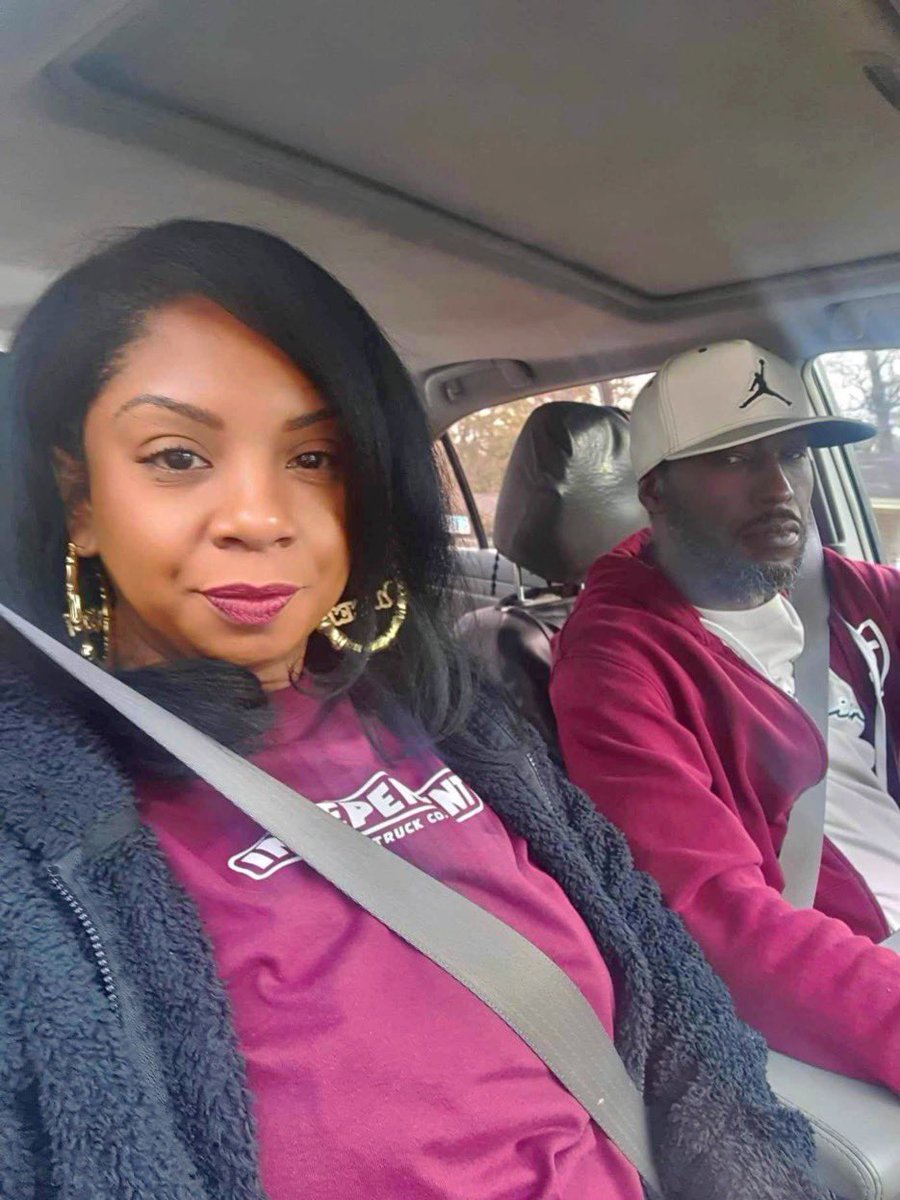 alabamatattoo27's tweet photo. HAPPY BIRTHDAY 🎉🎊🎂🎈 to my baby, my suga pie honey bunch @AlidaAlana  ‼️ Slidin’ into 42 like she Jackie Robinson playin in a league of her own‼️Love you baby. No dawns today, she wanted dusk so dusk it was. #Kotd #Amamaniere #jordan5 #Snkrskickcheck #snkrliveheatingup https://t.co/i4jBqH3VUN