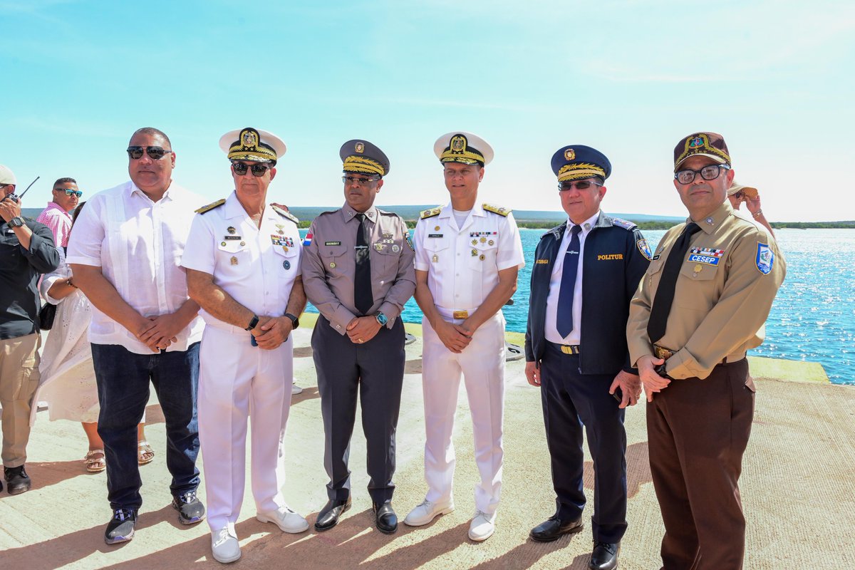 Trabajando de manera conjunta para garantizar la seguridad de la ciudadanía. Pedernales Avanza🇩🇴