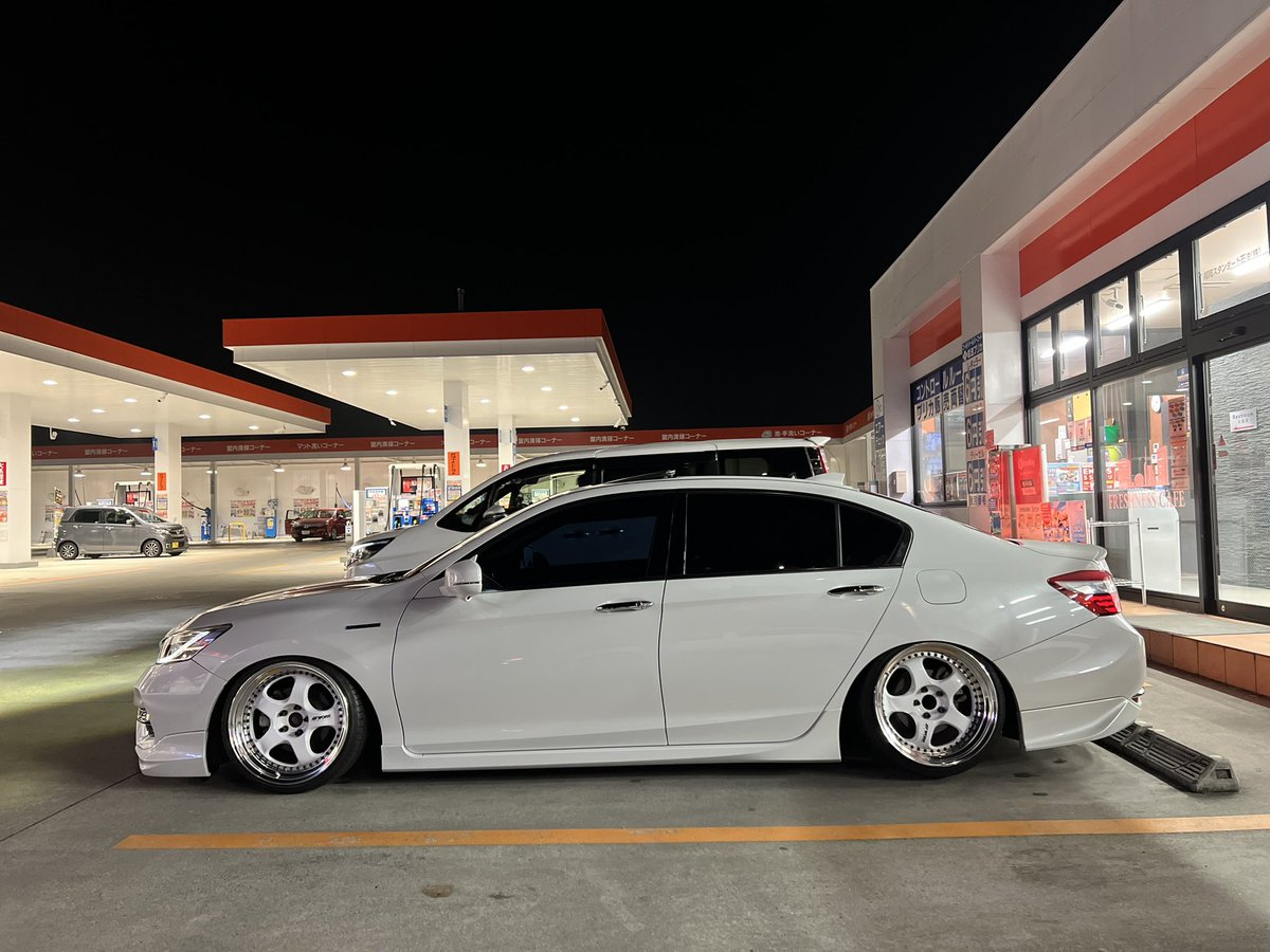 kousei090386's tweet image. ニューホイール‼️
work Meister s1 3p✨

#アコードハイブリッド 
#CR7 
#workwheel 
#マイスター 
#プチリメイク