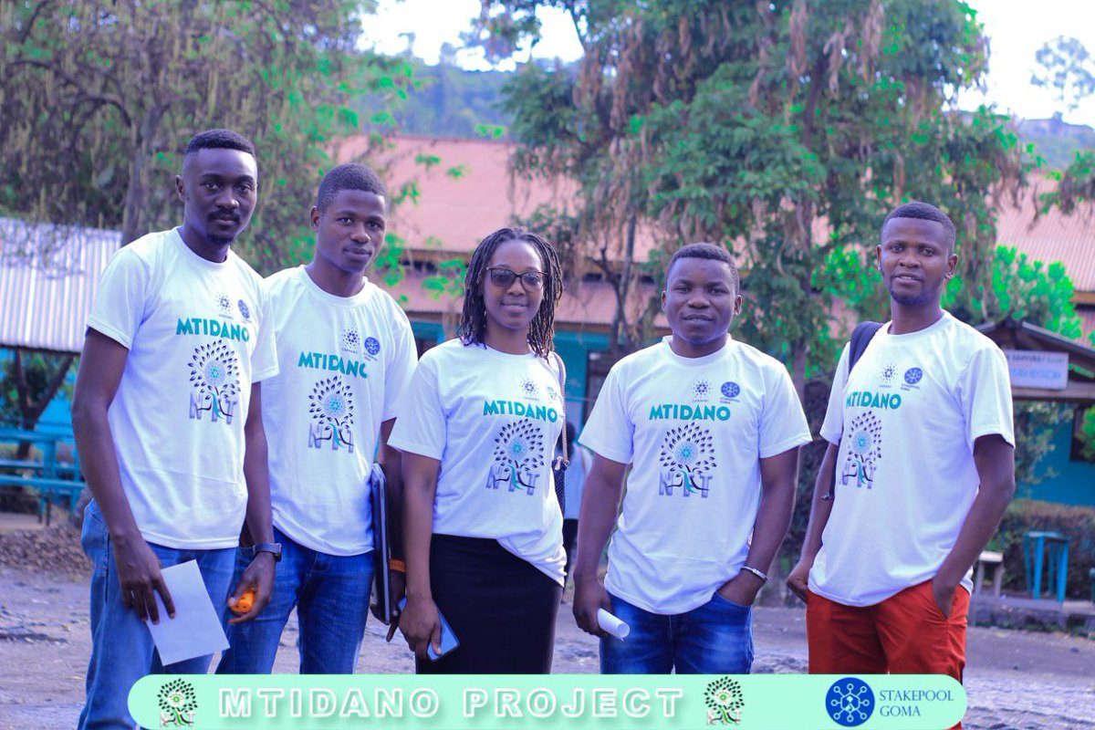 BaudouinMuv's tweet photo. Quand on réalise qu'il faut faire quelque chose pour contribuer à l'accomplissement d'un objectif commun, on le fait avec bravoure et enthousiasme. C'était chez @StakeGoma sous le projet #Mtidano avec le soutien de #Catalyst_Fund9 . C'est un plaisir d'avoir participé 🙏🌲#CARDANO https://t.co/v6Hd7ayUq6