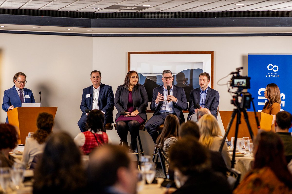 SeattleCityClub's tweet photo. A profound thank you to all of the guests who attended #LegislativePreview2024. We extend our deep gratitude to Rep. Joe Fitzgibbon (D), Rep. Drew Stokesbary (R), Sen. John Braun (R), and Sen. Manka Dhingra (D) - for their invaluable insights.
#SeattleCityClub #SeattleEvent https://t.co/oDsAk8hTNr