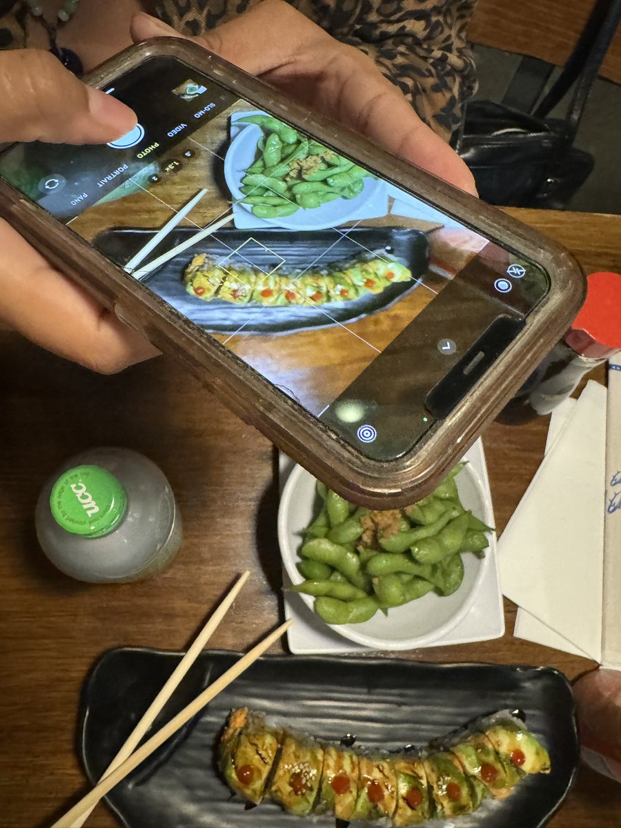 rabbitsfavorite's tweet photo. #CameraEatsFirst 🫶 https://t.co/ZhrWEWrSDB