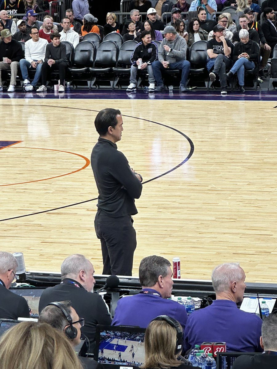 shaneTheSharkk's tweet image. The GOAT #GoHeat