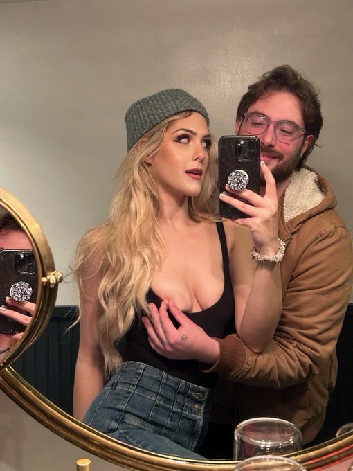 yin and yang @SavvySuxx https://t.co/xMUeQW87d1<a class="tags" href="/tag/savvysuxx">@savvysuxx</a>