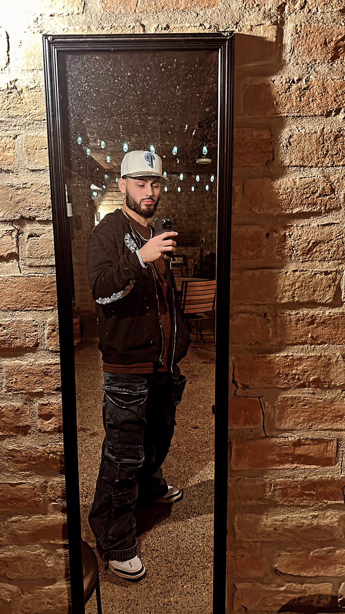 ｈｏｌｄｅｎ (@holdenwhite_) on Twitter photo 