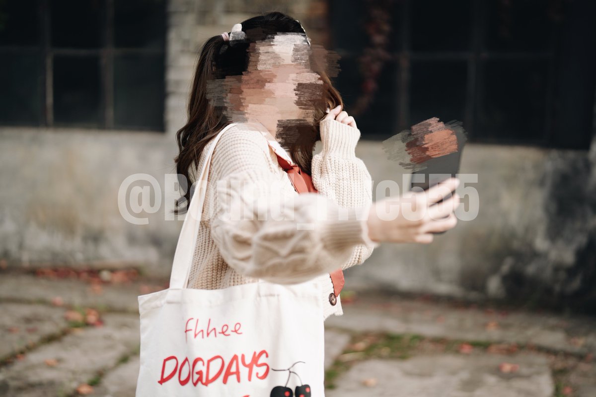 福利姬小五脸不圆Plus分享的黄推图片3 - 网红私拍内容