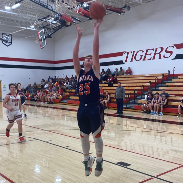 DoniphanW's tweet photo. HS BB @ Washington County
Girls
JV W(47-15)
Var W(51-44)
Boys
C L(5-30)
JV L(28-30)
Var L(49-62) https://t.co/K53KnJnqct