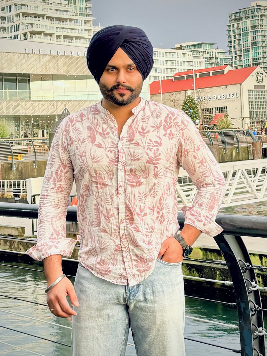 isinghharjot's tweet photo. SINGH HARJOT #singhharjot https://t.co/bihKTmfjBj
