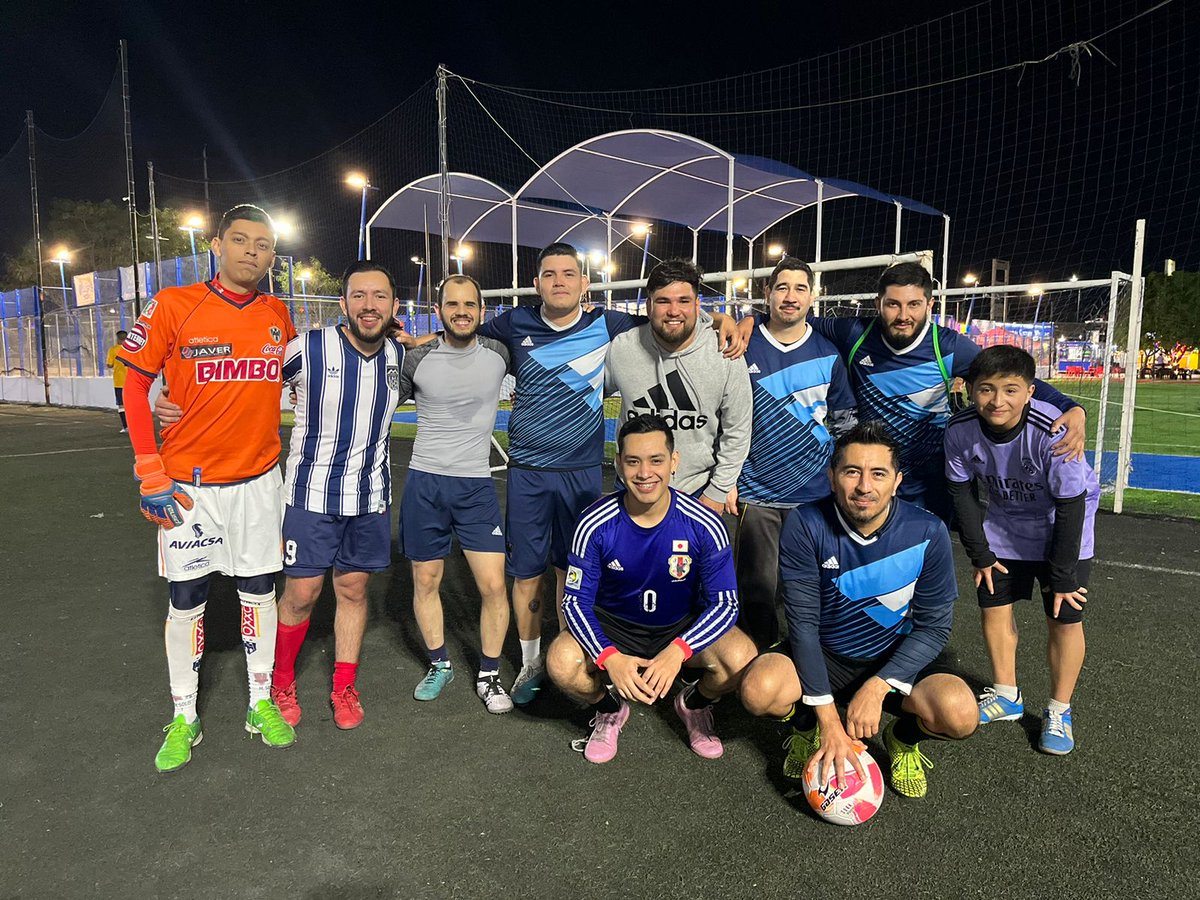 InventoresFc's tweet photo. ESTAMOS EN LA GRAN FINAL 🔥

Hemos remado contracorriente, hemos sufrido, hemos caído, nos hemos levantado, hemos remontado y hemos ganado. NUNCA NOS RAJAMOS.

Felicidades a todo el equipo por este paso importante. Se viene lo bueno. 💪🏻 https://t.co/KsR50JK6KK