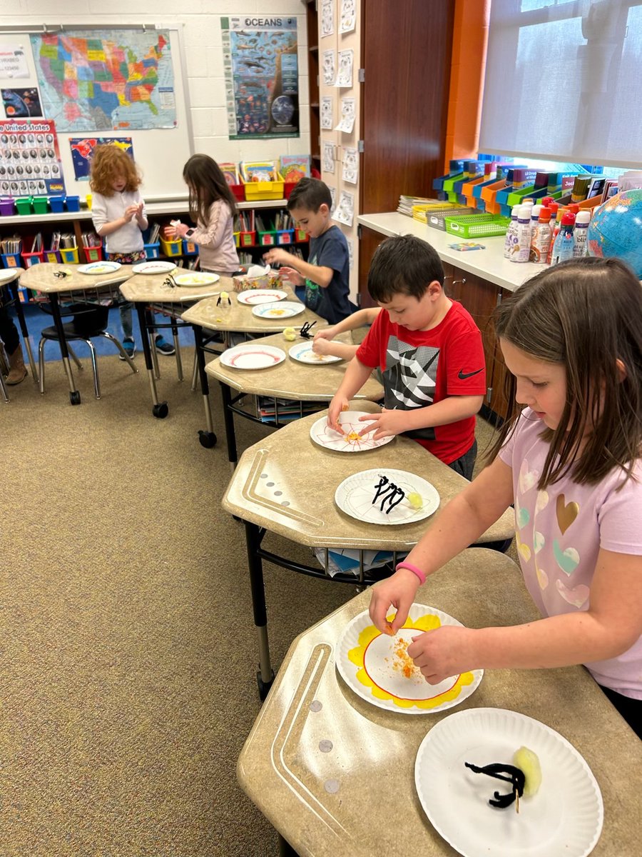 Stephanie Hoesly tweet media