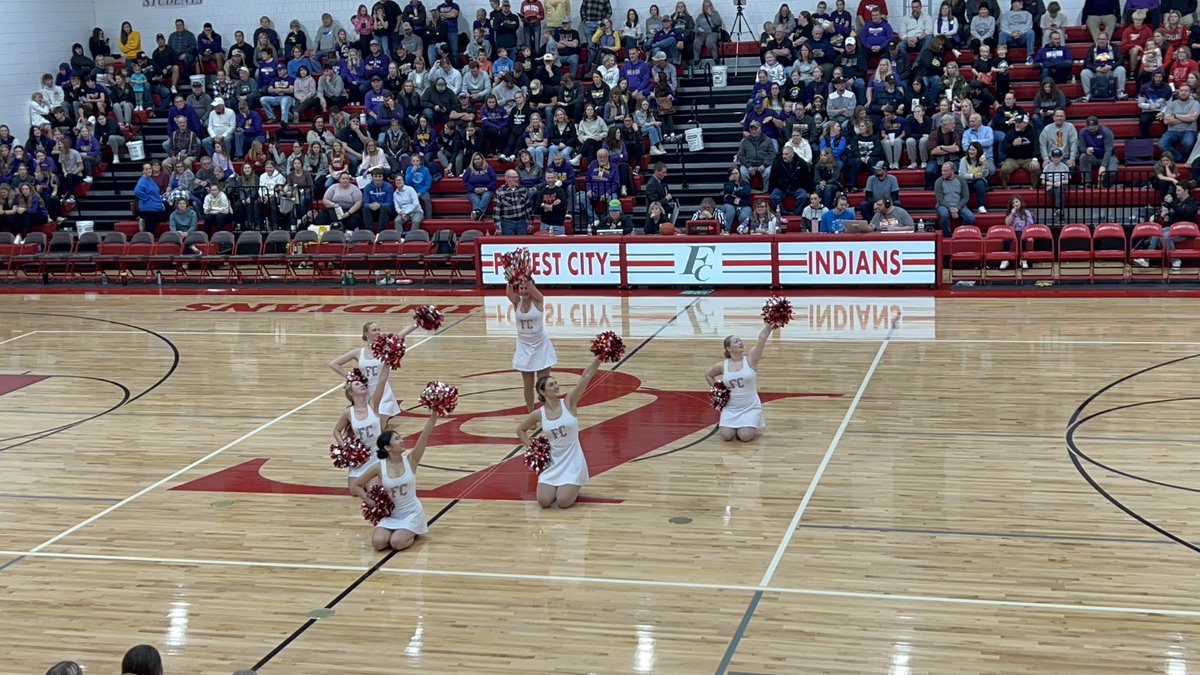 fchsdanceteam's tweet photo. Always fun to perform at home!  Proud of these girls, thanks for supporting us! #FCDT https://t.co/7pCwE953YX