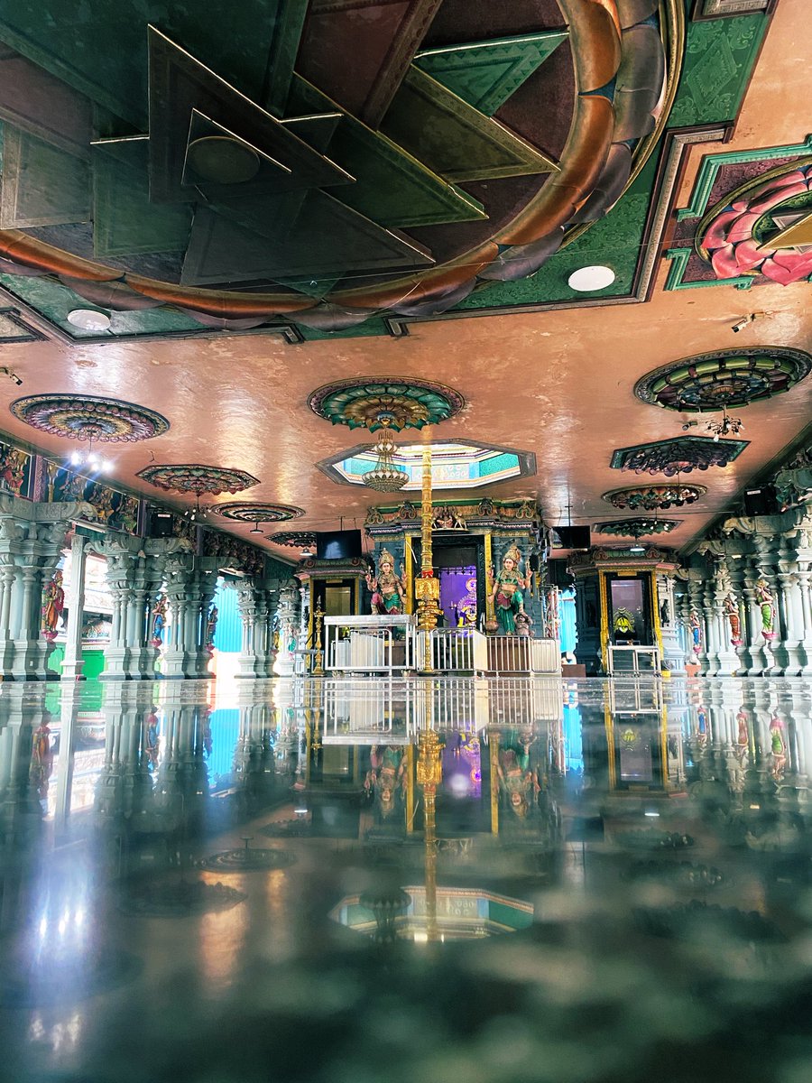 amutha_ramadas's tweet photo. First temple visit for this year 🙏🏽 its wonderful what a 30mins here can do to our mind. https://t.co/rtRqOEx3SX