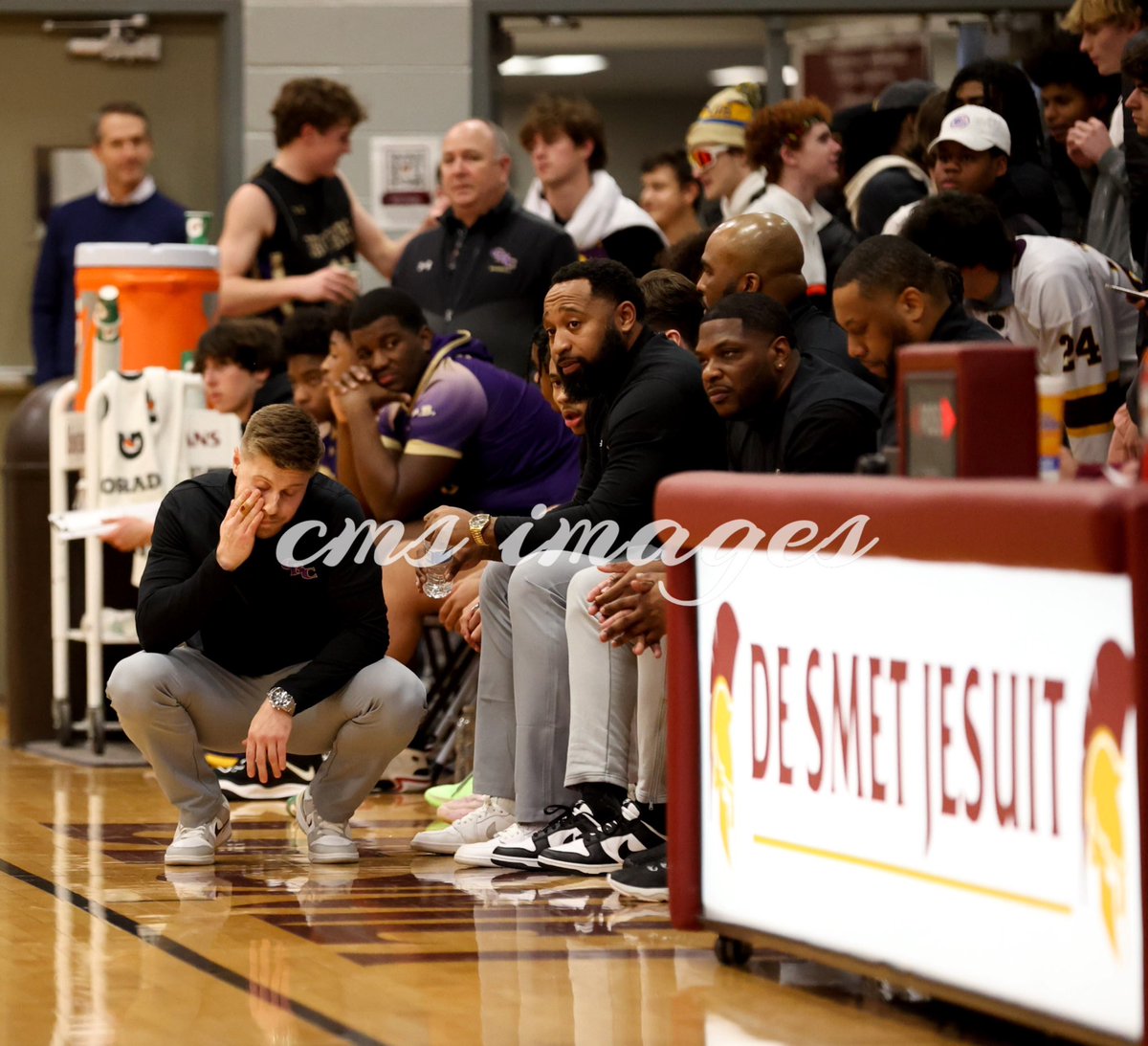 ChrisSchmitz168's tweet photo. βDuds in the Bucketβ
The CBC Cadets couldnβt get on track against the red hot De Smet Spartans, dropping their MCC π match up tonight 79-47 at the Palace on Ballas! @DeSmetJesuitHS @DeSmetAthletics @CBCHighSchool @CBCHS_Hoops @PrepSportsSTL @scoreboardguy @RL_HoopsMO #MCC #DJHS https://t.co/aS7g05uqRh