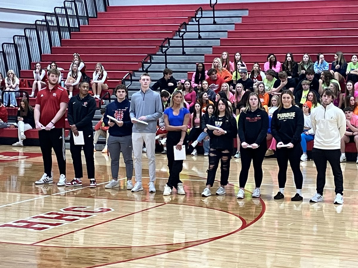 Congratulations to our nine new Wall of Fame inductees 

Luke Burgess
Isaiah Thacker
Wes Stiller
Ian Stephens
Isabella Gizzi
Aglaia Rudd
Sydney Miller
Quin Lumbley
Blaine Nunnally

All are currently competing in college and are great representatives of NPHS on and off the field