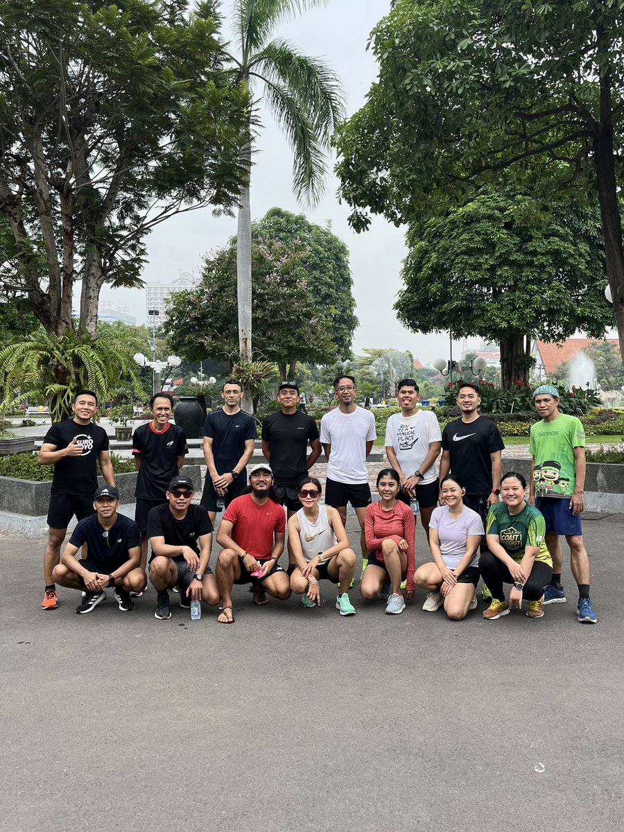 ikramwiese's tweet photo. Kami sudah lari ya pagi ini. #tweetpenting π https://t.co/fUGnYtsgE8