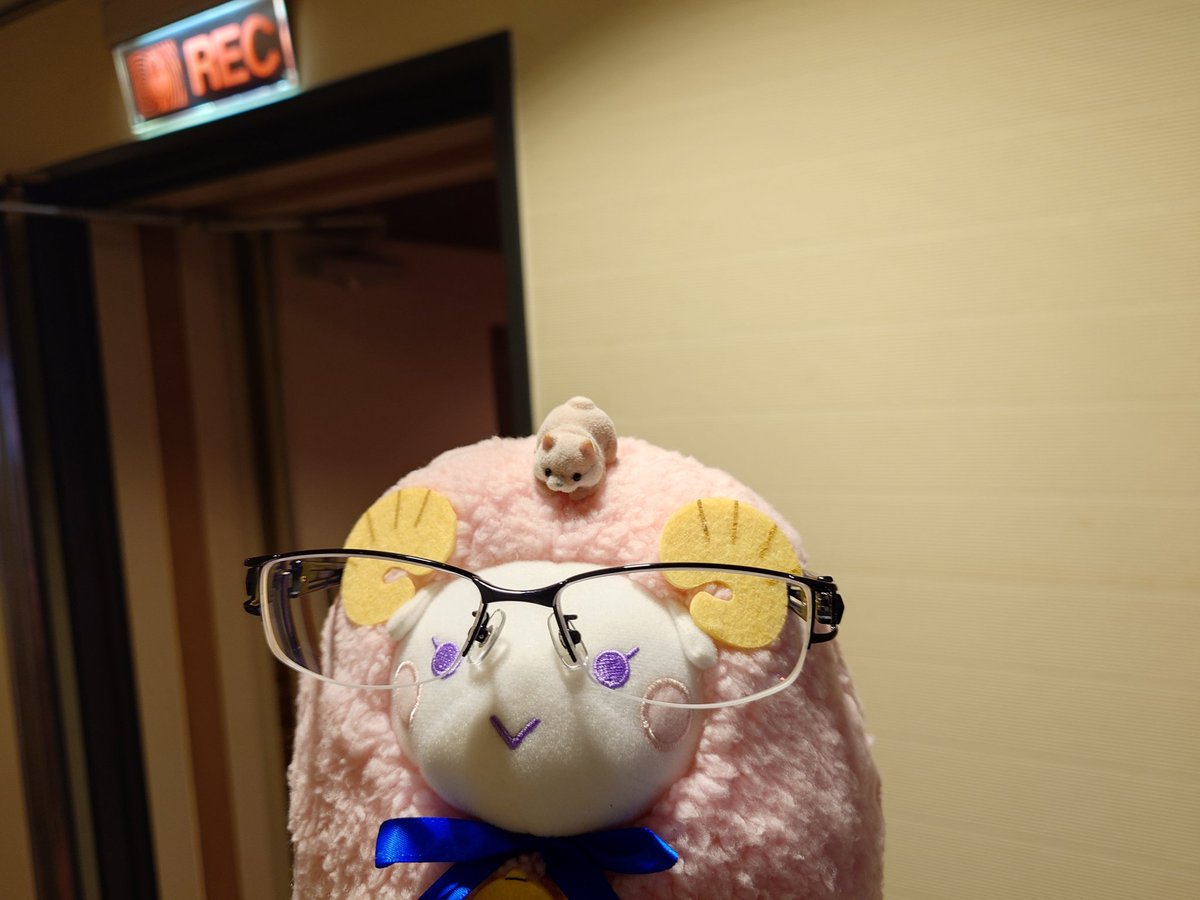 Kazuya_Mint's tweet photo. （ ・∀・）
世話係は見た！！ https://t.co/U9B5tOQDNv