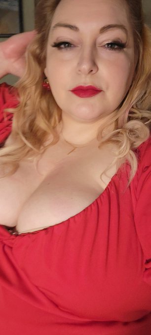 Burlesque, baby @TripleDoor @fatlesquenw Seattle https://t.co/SnVe3jw8Gb<a class="tags" target="_blank" title="On Twitter" href="/?out=eyJ0eXAiOiJKV1QiLCJhbGciOiJIUzUxMiJ9.eyJpYXQiOjE3MjA5ODU0MTEsImlzcyI6InR3cG9ybnN0YXJzLmNvbSIsIm5iZiI6MTcyMDk4NTQxMSwiZXhwIjoxNzUyNTIxNDExLCJyZWRpcmVjdF91cmwiOiJodHRwczovL3R3aXR0ZXIuY29tL1RyaXBsZURvb3IifQ.YqfJm2mGSeW5ir6DDw85nMQfRX6yY1yeQ92NEV0Djcy1u6mc6CSbygxmMvSXou6MKsdvqxxb2i51uQugc91j9g">@TripleDoor</a><a class="tags" target="_blank" title="On Twitter" href="/?out=eyJ0eXAiOiJKV1QiLCJhbGciOiJIUzUxMiJ9.eyJpYXQiOjE3MjA5ODU0MTEsImlzcyI6InR3cG9ybnN0YXJzLmNvbSIsIm5iZiI6MTcyMDk4NTQxMSwiZXhwIjoxNzUyNTIxNDExLCJyZWRpcmVjdF91cmwiOiJodHRwczovL3R3aXR0ZXIuY29tL2ZhdGxlc3F1ZW53In0.f0ezhWGyNo-tlZSjJ4K_kLb3VnrSdzLAgh59mR9oJj0vCxfbb7KwEB-ISxbKd6LD1PXNqz03ghP-2Z2b7m48ig">@fatlesquenw</a><a href="/tag/sizecomparison"class="tags"><span>#sizecomparison</span></a>