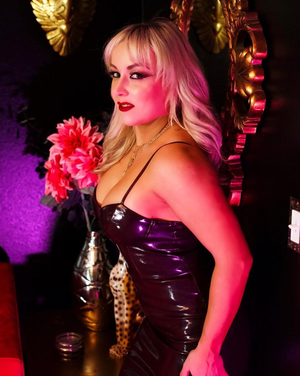 Kamila Rose (@kamro5e) on Twitter photo 