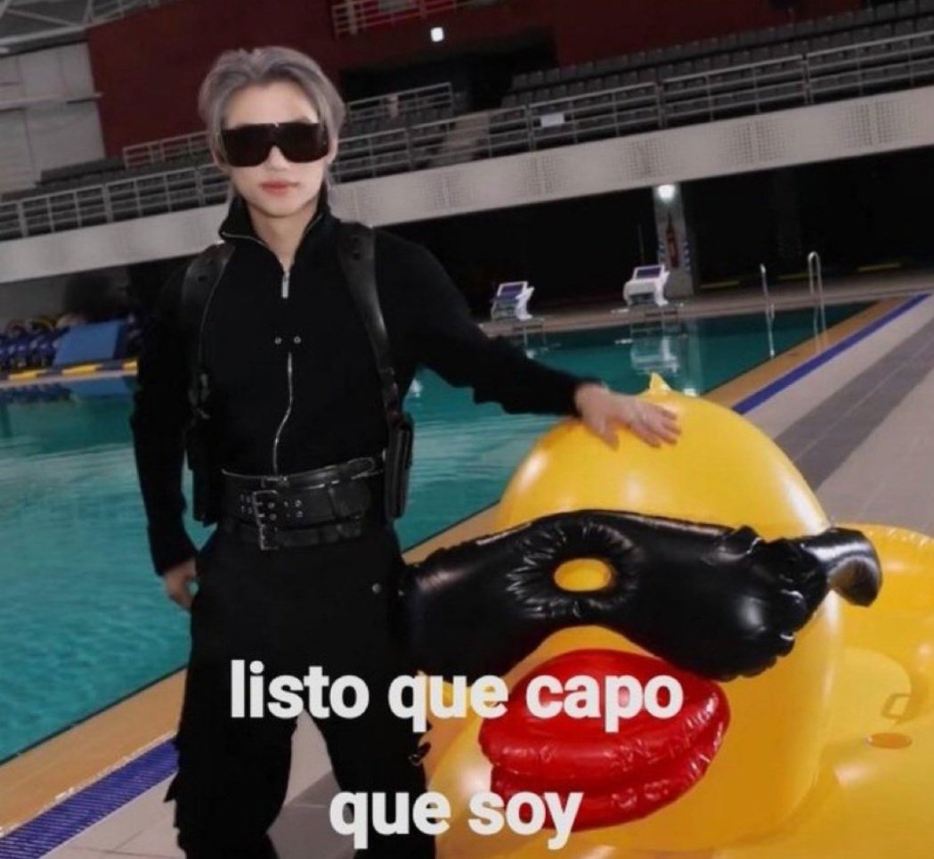 skzmeow's tweet photo. Stays y Harries después de usar la palabra "gay" como insulto cuando literalmente stanean a Stray Kids y Harry Styles: https://t.co/YwU7RWyqOt