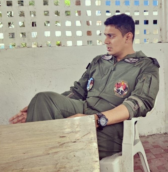 37VManhas's tweet photo. "Behind every skilled pilot, there's an exceptional instructor who believed in their potential from the beginning."
SQUADRON LEADER ABHIMANYU RAI
A flying instructor at #IndianAirForce Academy was immortalized while training a cadet pilot from Vietnam.
नभः स्पृशं दीप्तम् https://t.co/PtJBf7esJV