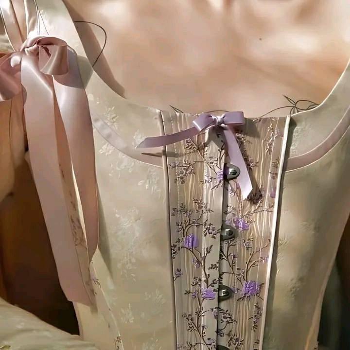 prettiestavenue's tweet photo. tangled https://t.co/8OAWPN9nyZ