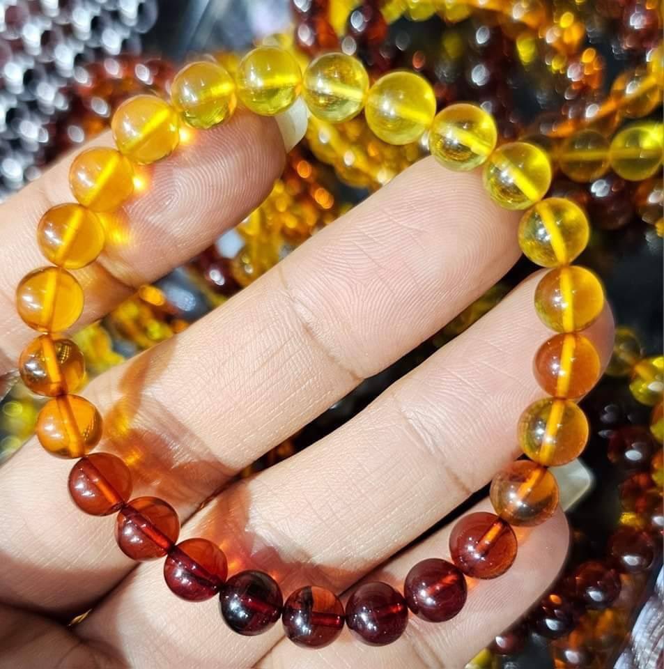 pumzeedzap's tweet photo. 💰อำพันพม่า ( Natural Amber.) ไล่ระดับสี💰ขนาด 7 mm.#อำพัน #อำพันแท้ #อำพันเชอร์รี่ #อำพันแดงเชอรี่ #amber #amberpoland #redamber #อำพันสีทอง #อำพันโปแลนด์ #อำพันพม่า #อำพันแดง #อำพันเชอร์รี่ #amberred #polishamber #redamber #อำพันเขียว #อำพันสีชาเขียว #greenamber https://t.co/ayhhoaLoWo