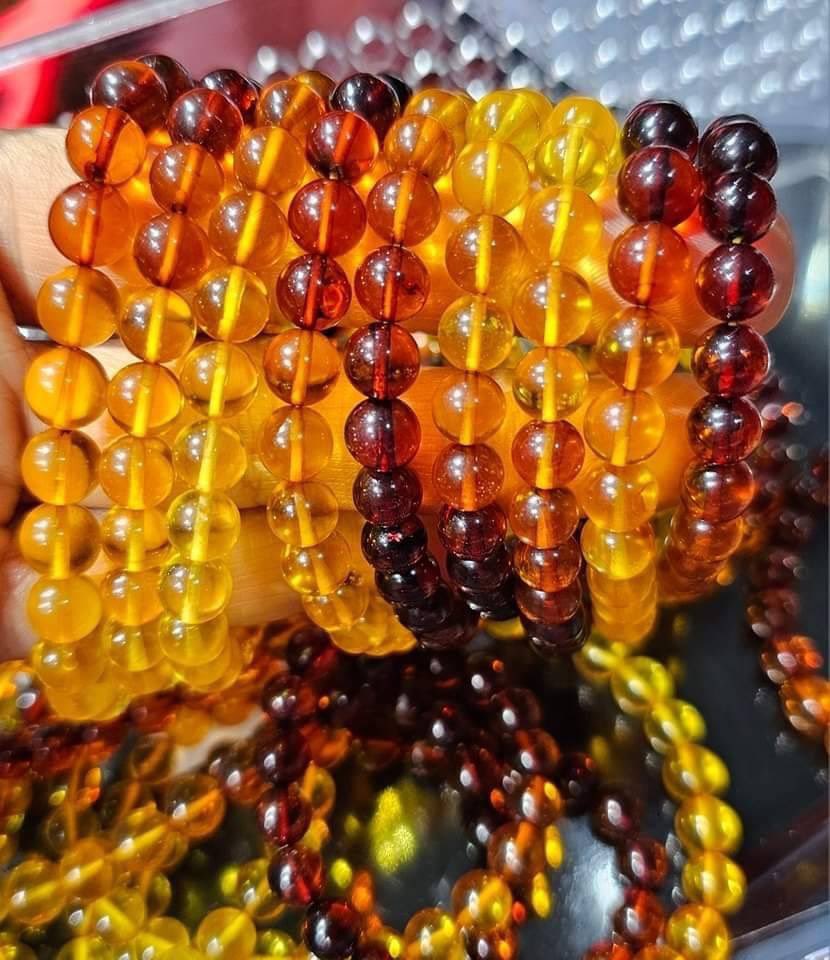 pumzeedzap's tweet photo. 💰อำพันพม่า ( Natural Amber.) ไล่ระดับสี💰ขนาด 7 mm.#อำพัน #อำพันแท้ #อำพันเชอร์รี่ #อำพันแดงเชอรี่ #amber #amberpoland #redamber #อำพันสีทอง #อำพันโปแลนด์ #อำพันพม่า #อำพันแดง #อำพันเชอร์รี่ #amberred #polishamber #redamber #อำพันเขียว #อำพันสีชาเขียว #greenamber https://t.co/ayhhoaLoWo