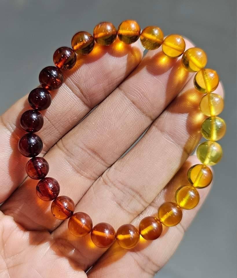 pumzeedzap's tweet photo. 💰อำพันพม่า ( Natural Amber.) ไล่ระดับสี💰ขนาด 7 mm.#อำพัน #อำพันแท้ #อำพันเชอร์รี่ #อำพันแดงเชอรี่ #amber #amberpoland #redamber #อำพันสีทอง #อำพันโปแลนด์ #อำพันพม่า #อำพันแดง #อำพันเชอร์รี่ #amberred #polishamber #redamber #อำพันเขียว #อำพันสีชาเขียว #greenamber https://t.co/ayhhoaLoWo