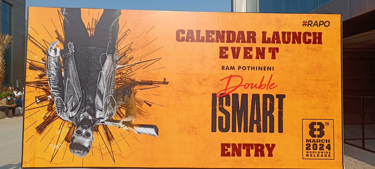 KarimnagarF's tweet photo. 📍 Jubilee Hills
#RAPO #CalenderLaunch #2024 https://t.co/XsOx1jH3Pl