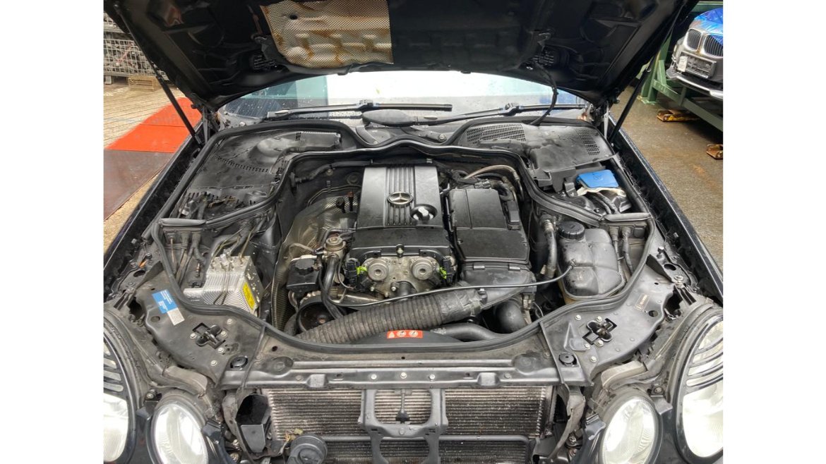 propelauto's tweet photo. Mercedes W211 E200 car arrived for scrap at #PropelAutoScrapYard
Grabbers!! Come & Grab spares for your classic rideπ€©π
#W211 #E200 #MercedesSpares #W211repair #Woodlands #Singapore #ScrapYard #carforspares #exportcars #PropelAutoParts #Sgworkshops #RepairShops #Classicars https://t.co/fT0QInupLA
