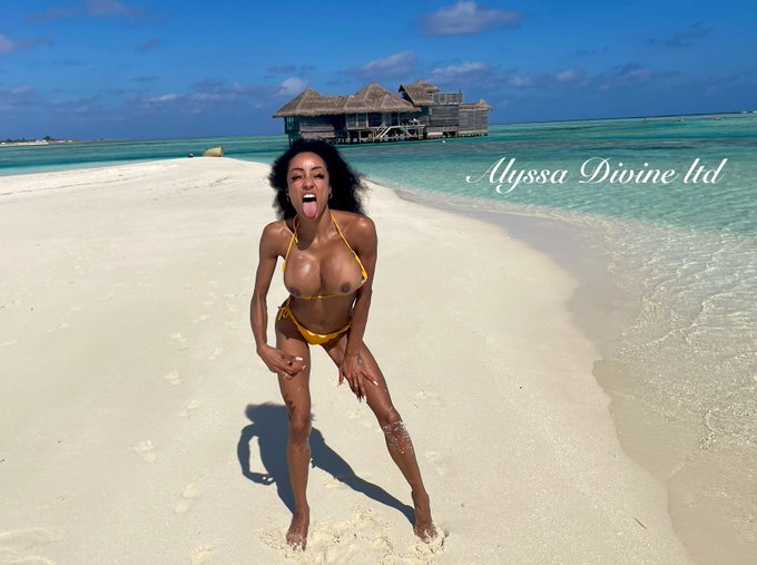 LOTS of #NEWUPDATES on my @OnlyFans 🚨🚨🚨🚨🚨🚨🚨 https://t.co/ElfEqsi4Yg https://t.co/PdX6QkfOrn<a href="/tag/newupdates"class="tags">#NEWUPDATES</a><a class="tags" href="/tag/onlyfans">@onlyfans</a>