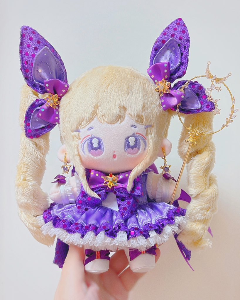 요 옷 정말 정말 많이 입혔는데
언제 봐도 로로 옷이네요🥹
스태프는 떡토끼수제옷가게의
성월밤 구성품을 훔쳐왔삼

✨무속성 로로 <a href="/yaho_somhunter/">솜덩이 헌터( •̀.̫•́)✧</a> 
✨별수호자 퍼플 <a href="/romiya_00/">🌸로미야 옷장🌸 ⚜Romiya closet⚜</a>